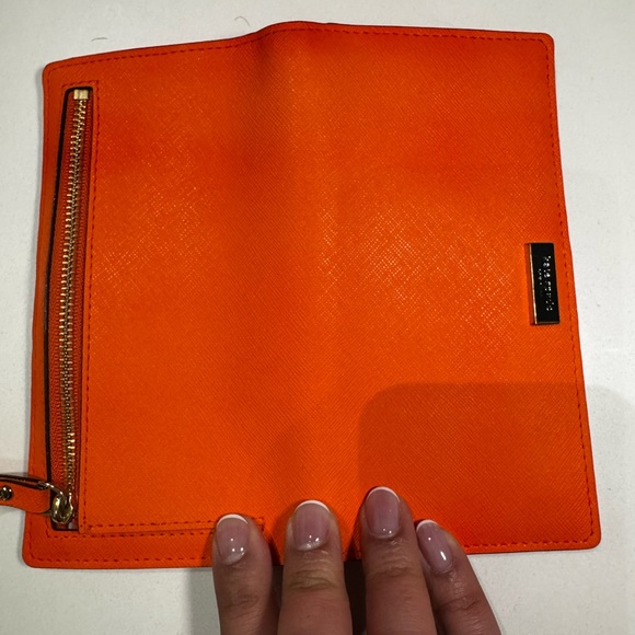 Kate Spade Wallet - Picture 4 of 5